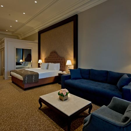 Vialand Palace Hotel Istanbul Exterior photo
