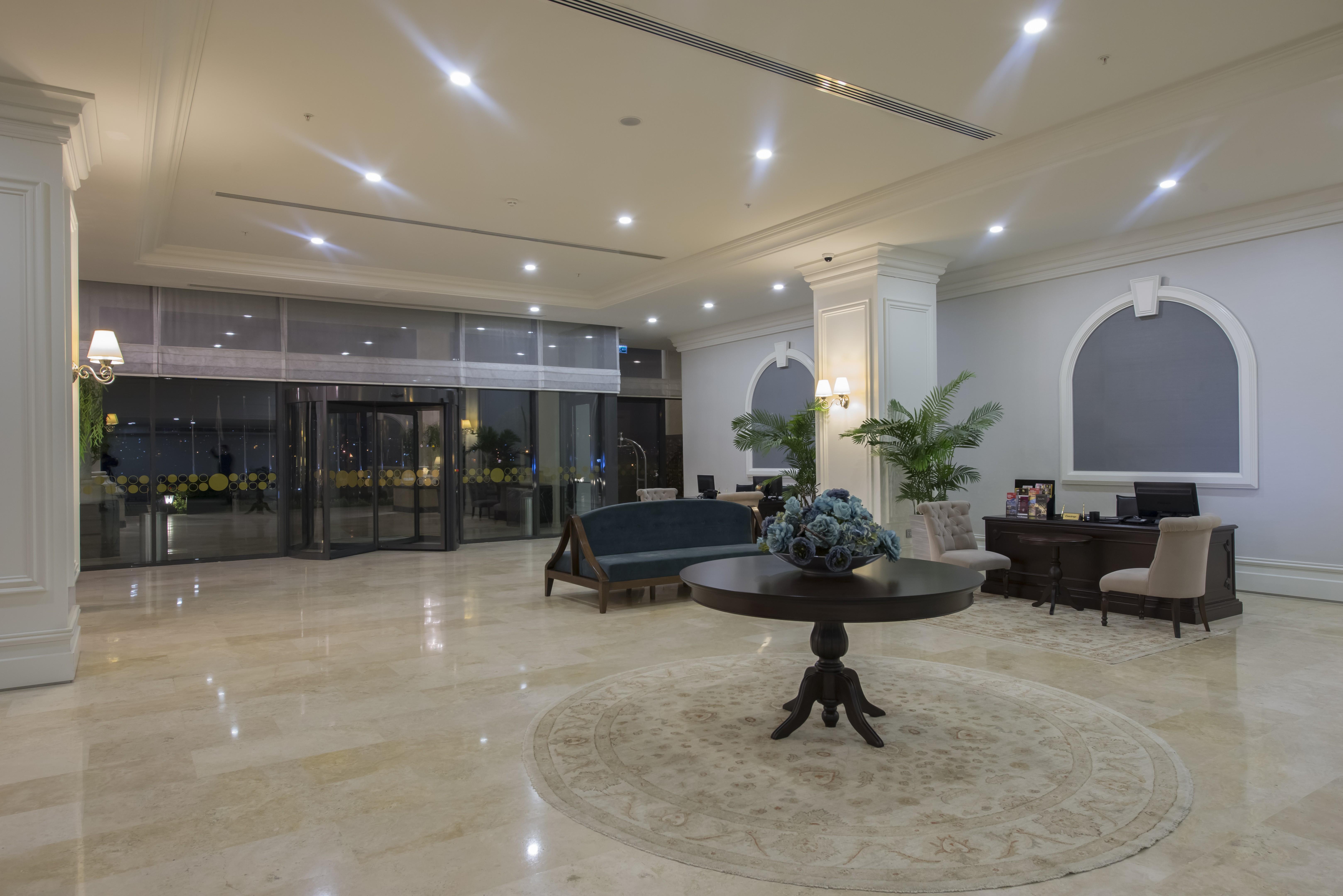 Vialand Palace Hotel Istanbul Exterior photo