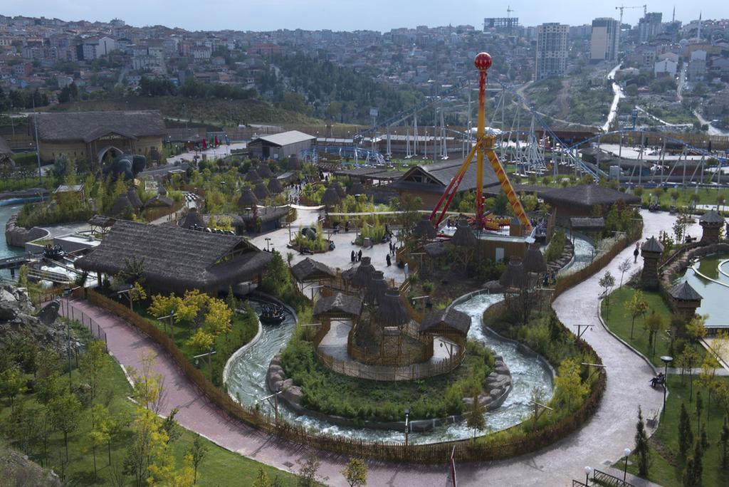 Vialand Palace Hotel Istanbul Exterior photo