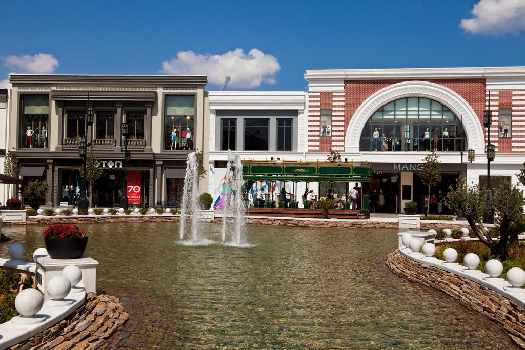 Vialand Palace Hotel Istanbul Exterior photo